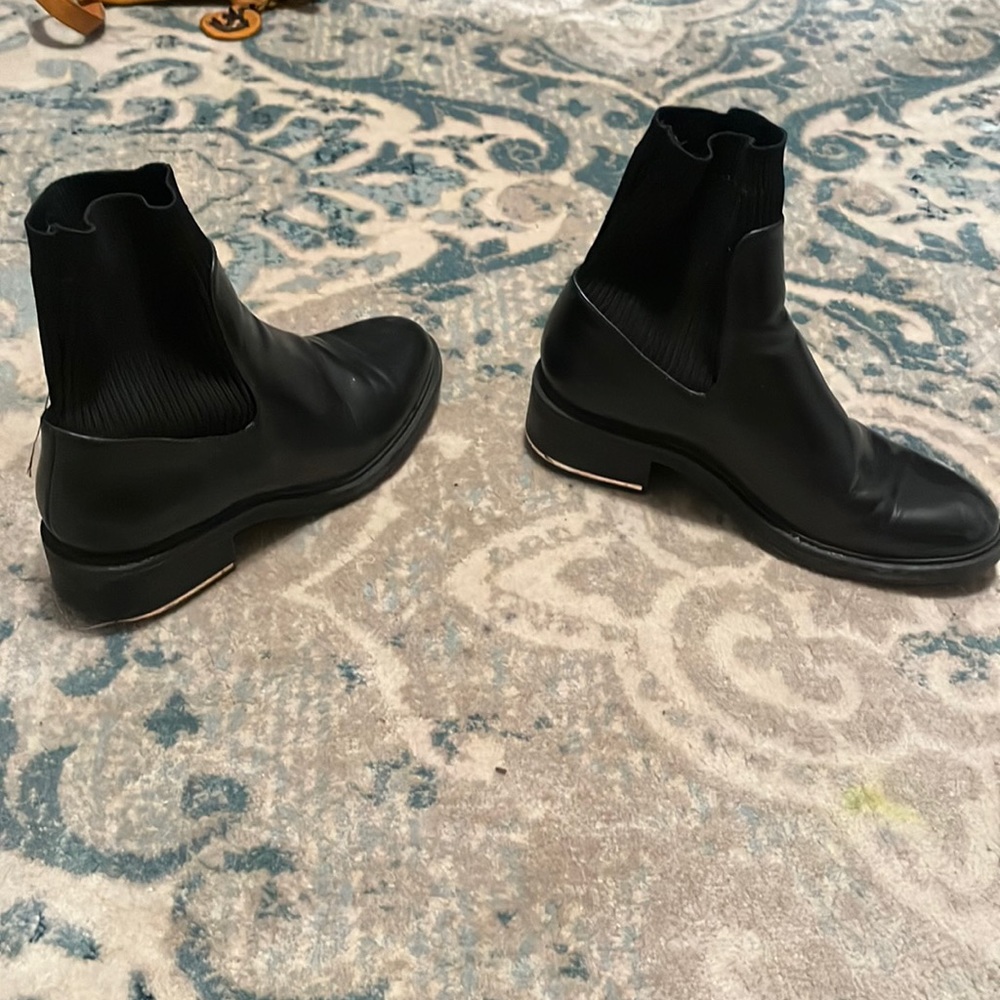 Zara size 9 black boots